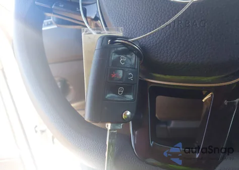 2018 Volkswagen Tiguan 2.0T S from USA, damaged, VIN 3VV1B7AX6JM009272